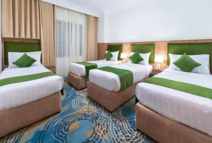 Hayah Plaza Hotell