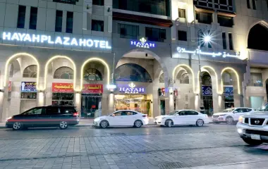 Hayah Plaza Hotel